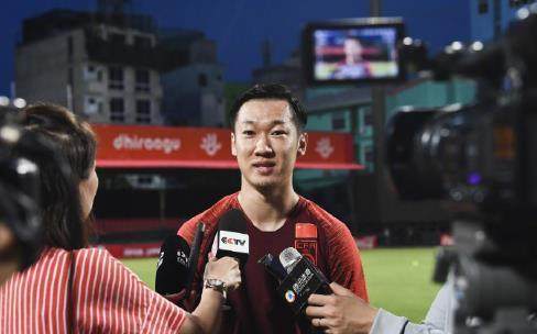 乐鱼体育下载-国脚未开练蒿俊闵蒋光太受伤 国足或增补徐新郑铮