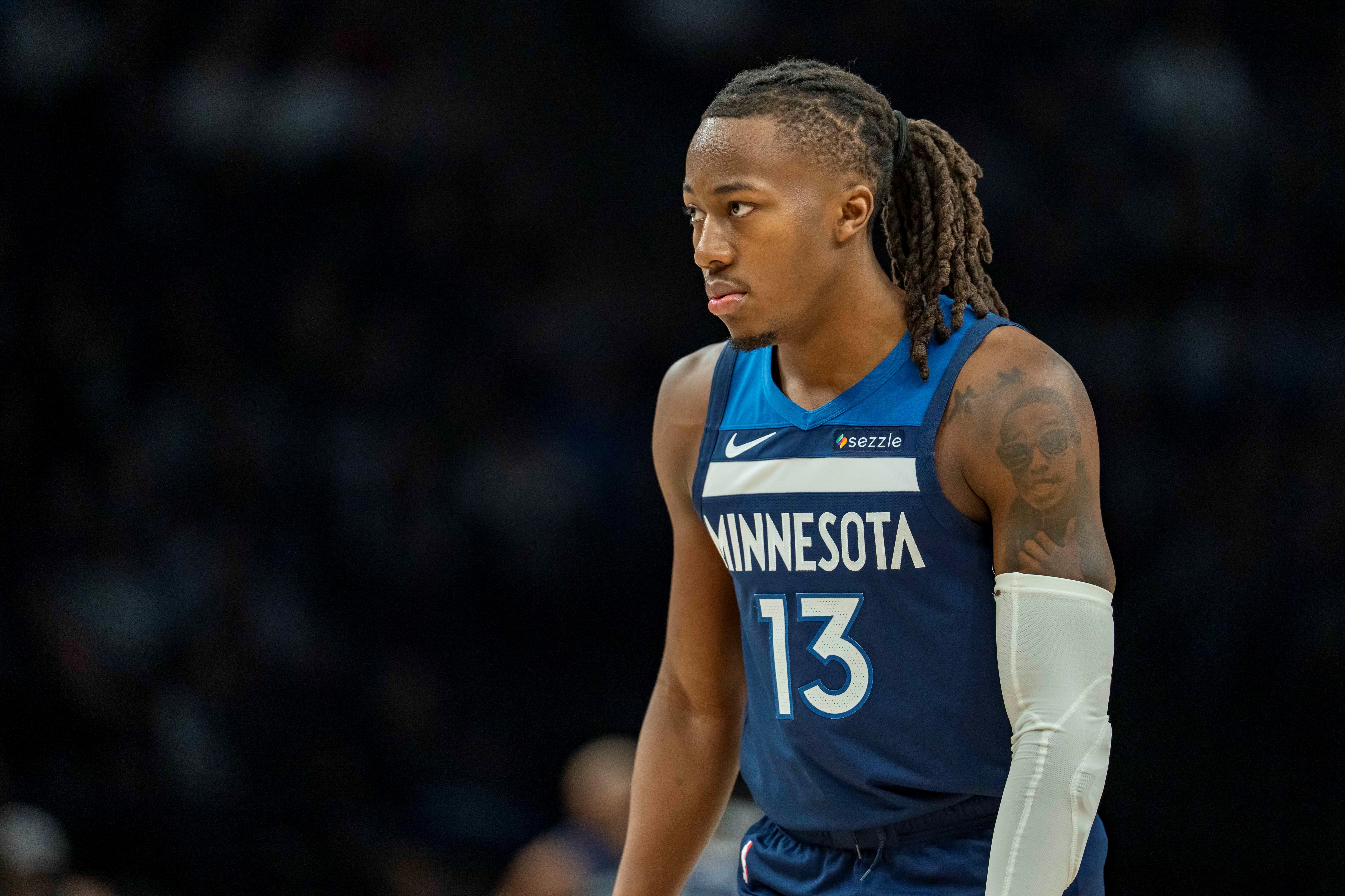 森林狼队史打出15分15板10助的球员：道苏姆、加内特、乐福